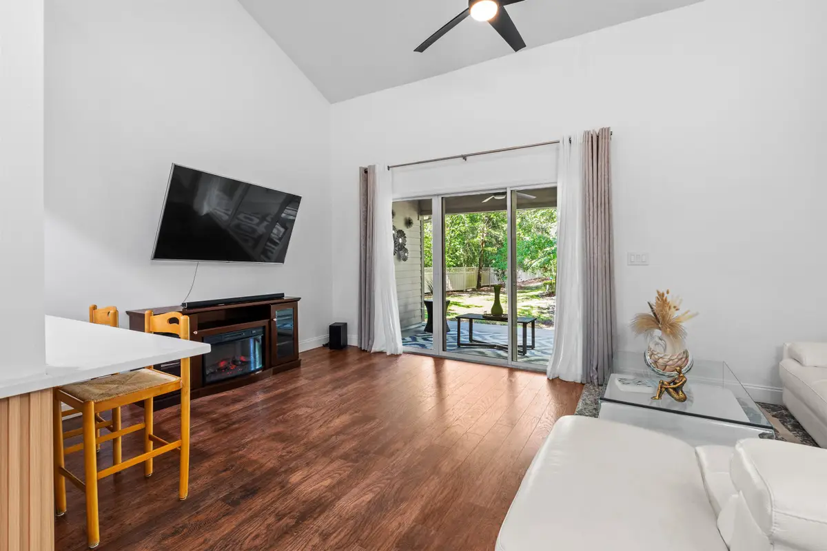 1215 NW 55th St #7, Gainesville, FL 32605 - #1