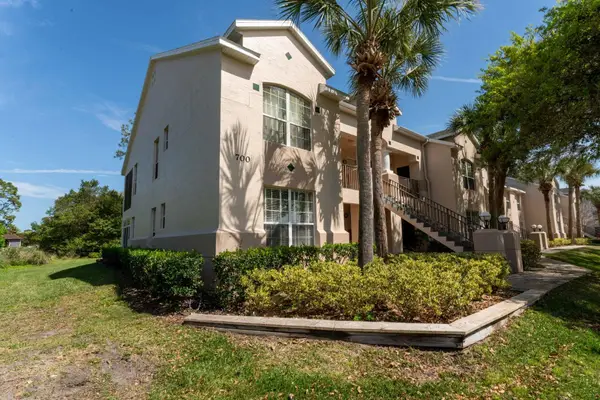 710 Augusta Cir, St Augustine, FL 32086