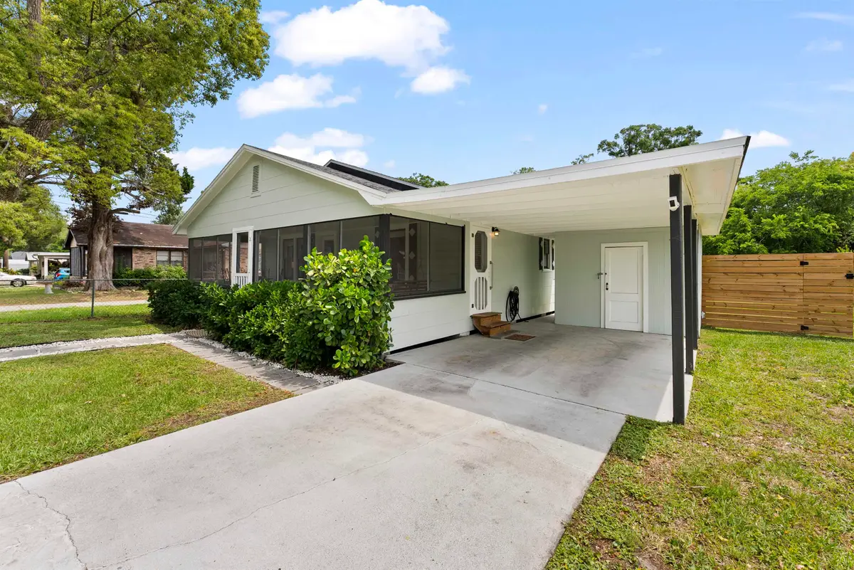 37 Nesmith Ave, Saint Augustine, FL 32084 - #1