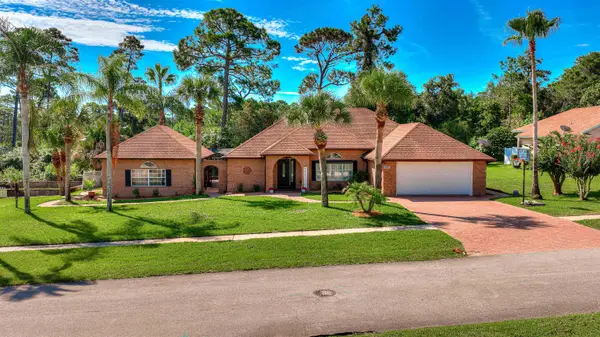 627 E Bianca Cir, St Augustine, FL 32086
