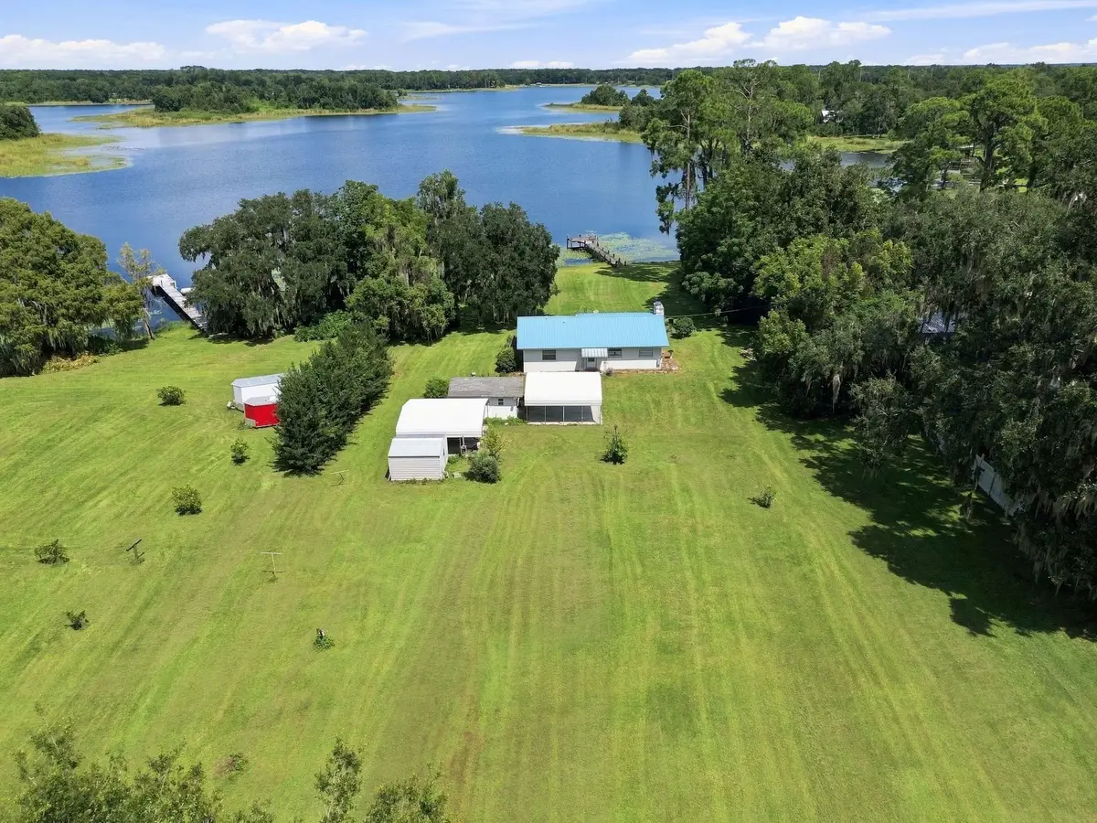 920 Read Ave, Crescent City, FL 32112 - #1