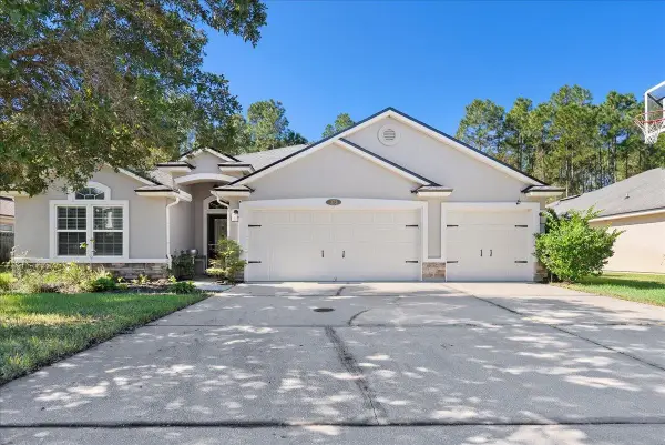 373 W New England Dr, Elkton, FL 32033