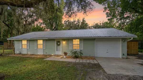112 River Road Dr, Palatka, FL 32177