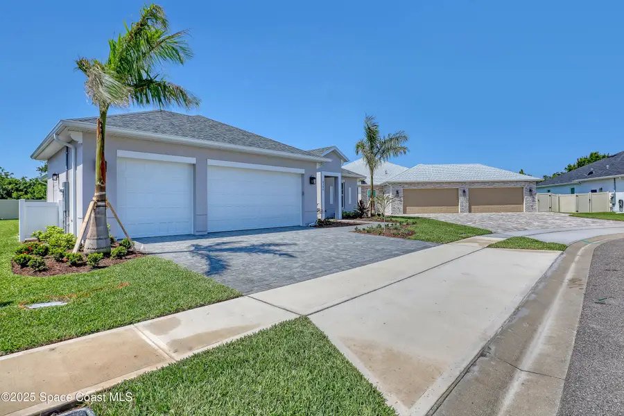 4195 Negal Circle, Melbourne, FL 32901 - Image #2