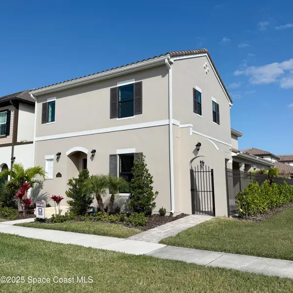 8526 Lyside Drive, Melbourne, FL 32940