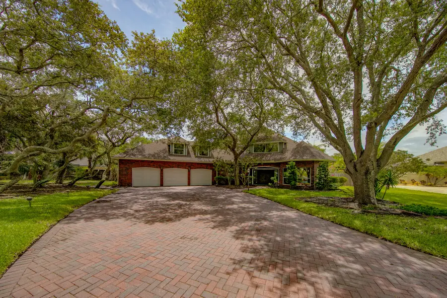 193 Peregrine Drive, Indialantic, FL 32903 - Image #2