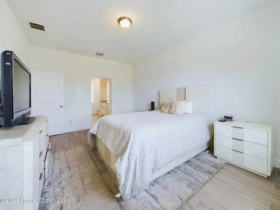 150 Delia Avenue Nw, Palm Bay, FL 32907 - #3