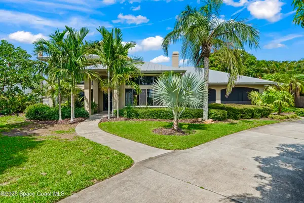 10910 S Tropical Trail, Merritt Island, FL 32952
