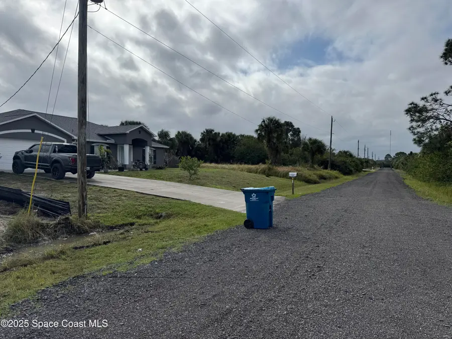 600 Yardley Street Sw, Palm Bay, FL 32908 - #3