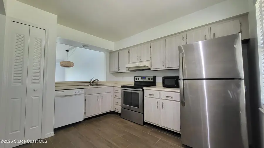 2016 N Grant Place N #101, Melbourne, FL 32901 - Image #3