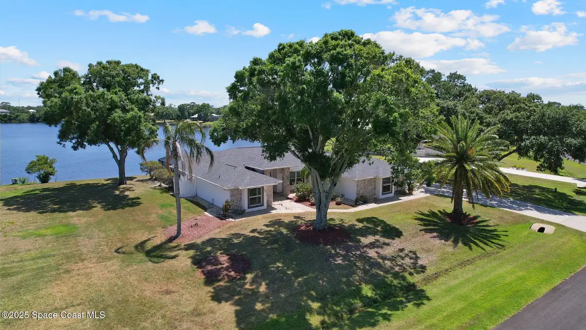 385 Lake View Lane, Palm Bay, FL 32909 - Image #1