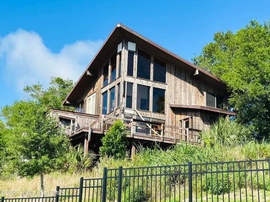 505 Lakeview Avenue, Titusville, FL 32796 - Image #2