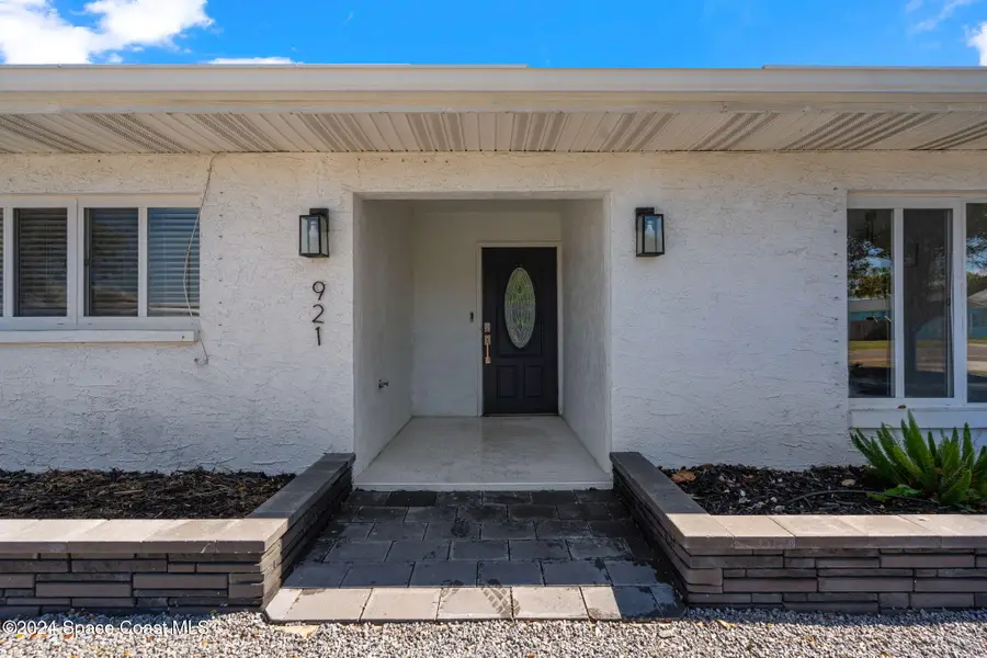 921 S Orlando Avenue, Cocoa Beach, FL 32931 - Image #3
