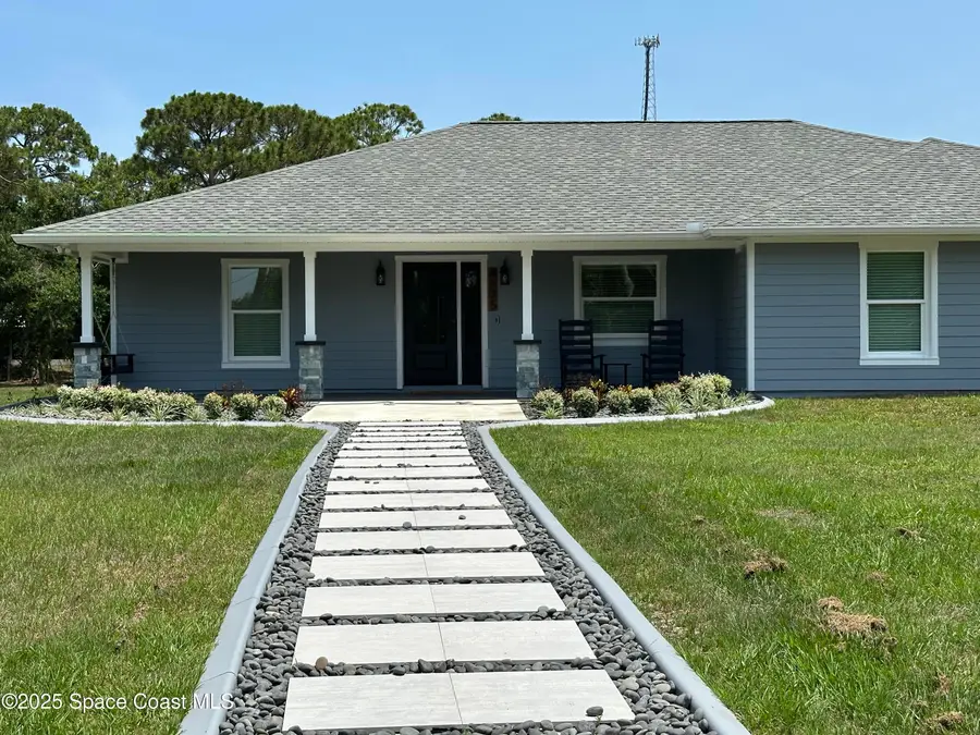 4135 Grant Road, Grant, FL 32949 - Image #3