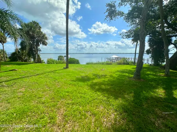 1525 Indian River Drive, Cocoa, FL 32922