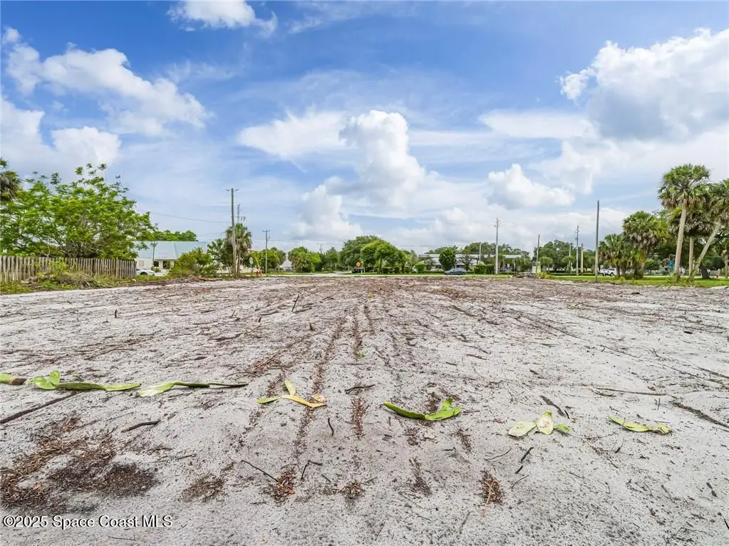 445 Old Dixie Highway, Vero Beach, FL 32962 - #1