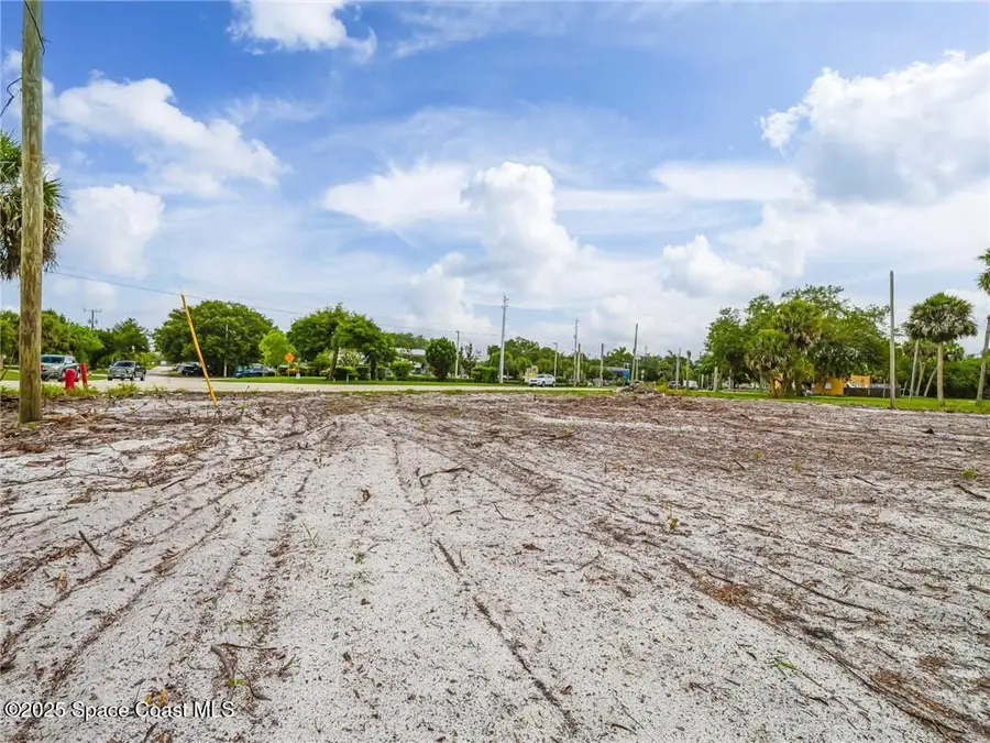 445 Old Dixie Highway, Vero Beach, FL 32962 - #2