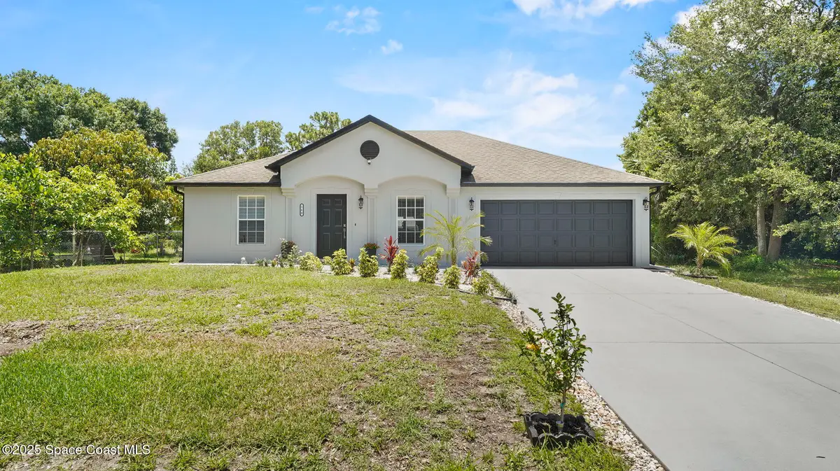 160 Eureka Avenue Ne, Palm Bay, FL 32907 - #1