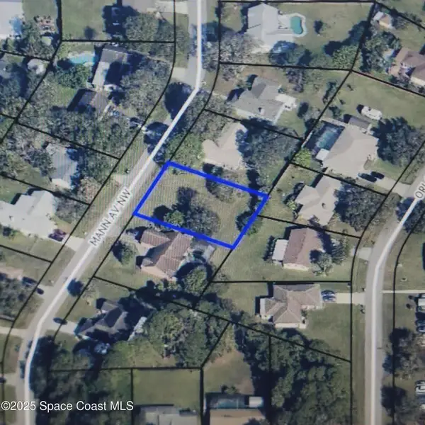 1349 Mann Avenue Nw, Palm Bay, FL 32907