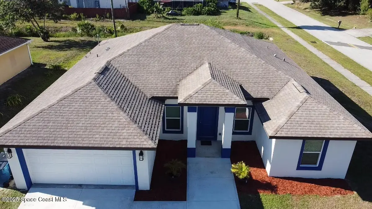 1401 Alberni Street Nw, Palm Bay, FL 32907 - Image #1