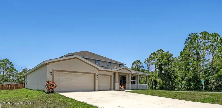 352 Gordon Road Nw, Palm Bay, FL 32907 - Image #2