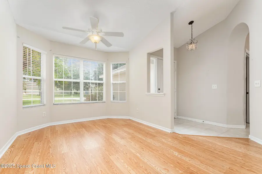 13206 Biscayne Drive, Grand Island, FL 32735 - Image #3