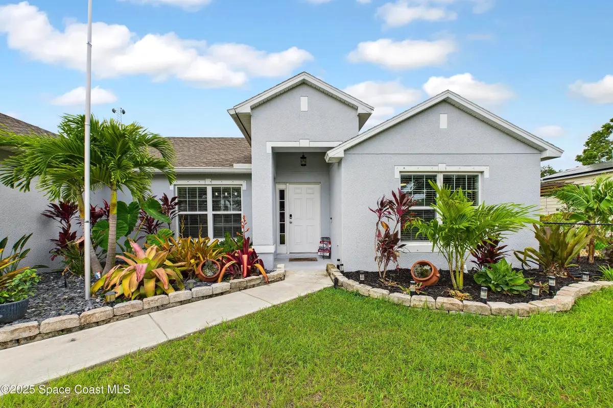 8325 105th Court, Vero Beach, FL 32967 - Image #1