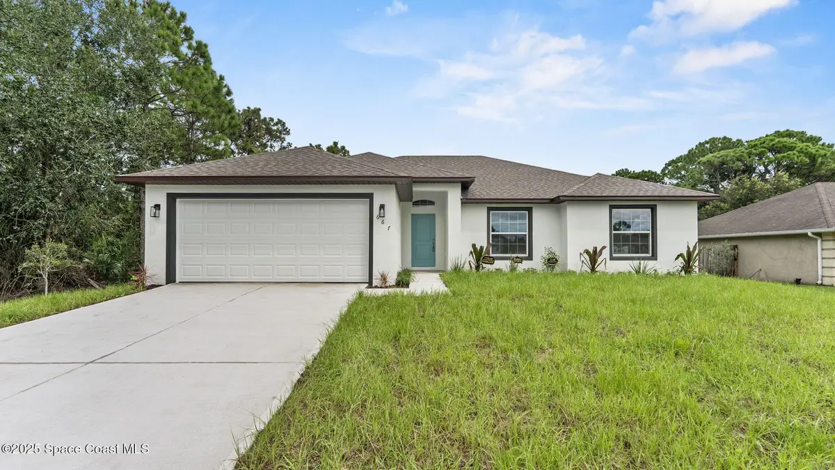 667 Tarr Avenue Sw, Palm Bay, FL 32908 - Image #1