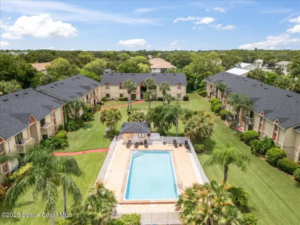 2190 Forest Knoll Drive Ne #90-104, Palm Bay, FL 32905