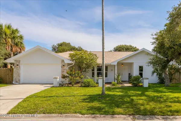 450 Monaco Drive, Indialantic, FL 32903