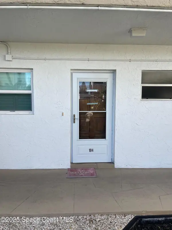 725 Port Malabar Boulevard Ne #104, Palm Bay, FL 32905