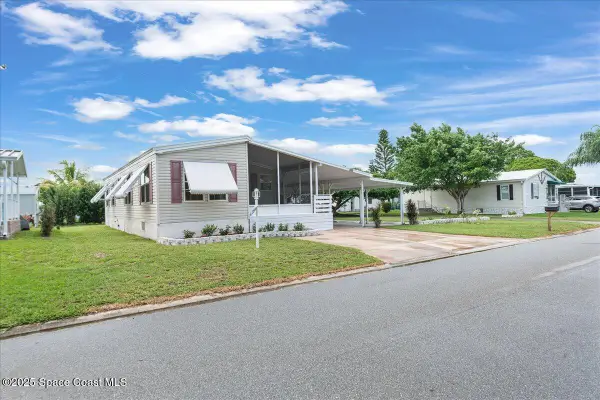 1015 Buttonwood Street, Barefoot Bay, FL 32976