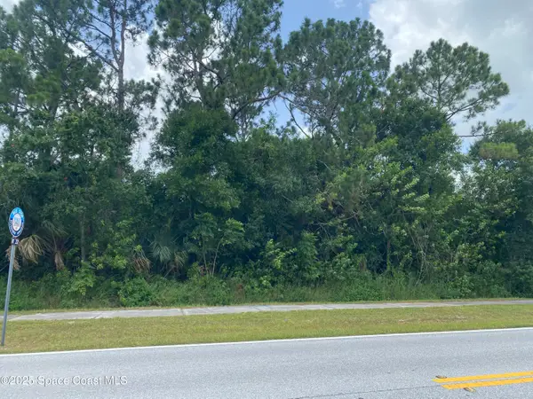 824 Emerson Drive Ne, Palm Bay, FL 32907