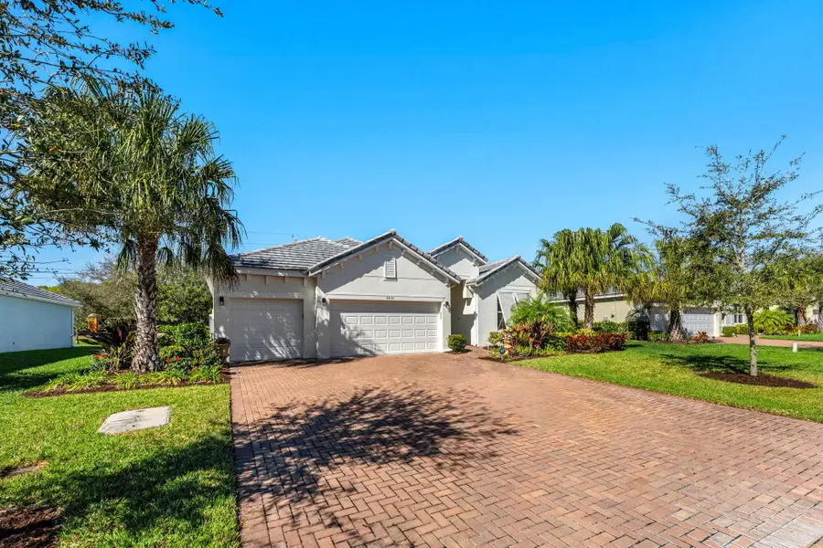 6435 Monserrat Drive, Vero Beach, FL 32967 - Image #2