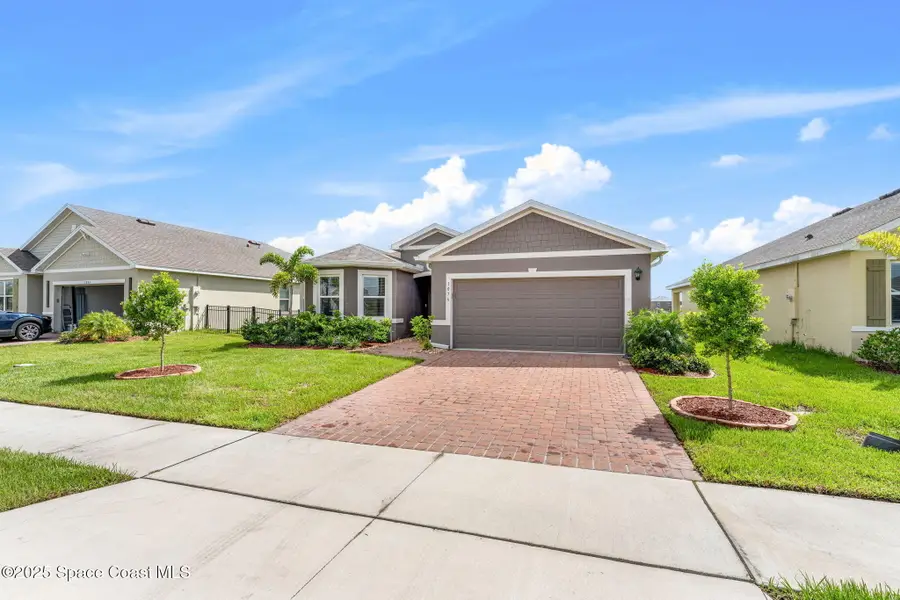 1076 Dugan Circle Se, Palm Bay, FL 32909 - Image #2