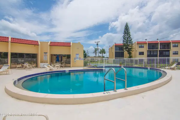 2050 Oleander Boulevard #2-206, Fort Pierce, FL 34950