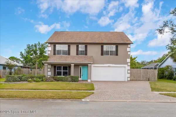 1911 Fabien Circle, Melbourne, FL 32940