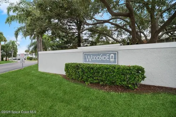 993 Sonesta Avenue Ne #205, Palm Bay, FL 32905
