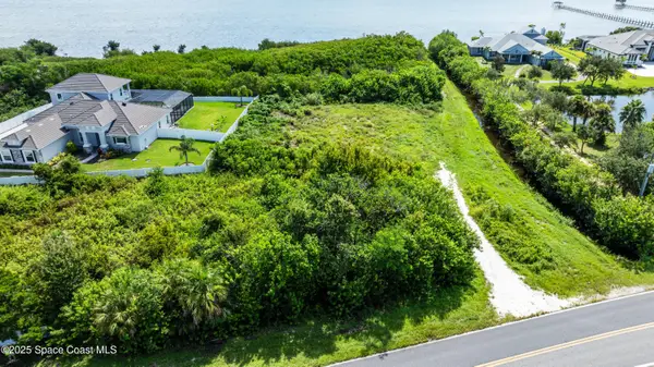 3700 S Courtenay Parkway, Merritt Island, FL 32952