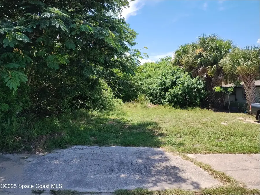 817 Paw Paw Street, Cocoa, FL 32922 - Image #2