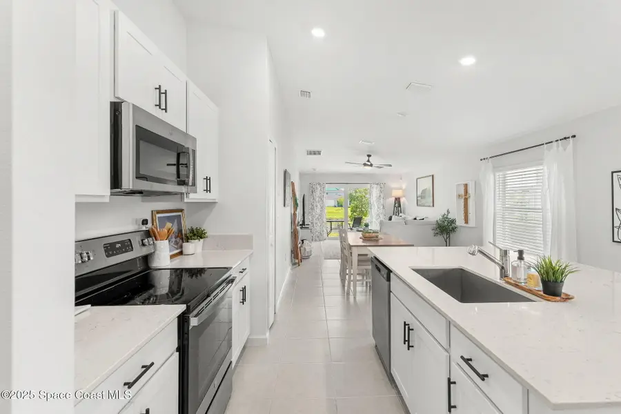 661 Papillon Street Sw, Palm Bay, FL 32908 - Image #3