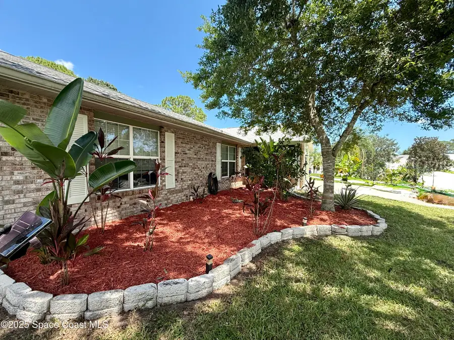 915 Kenmore Street Nw, Palm Bay, FL 32907 - Image #3
