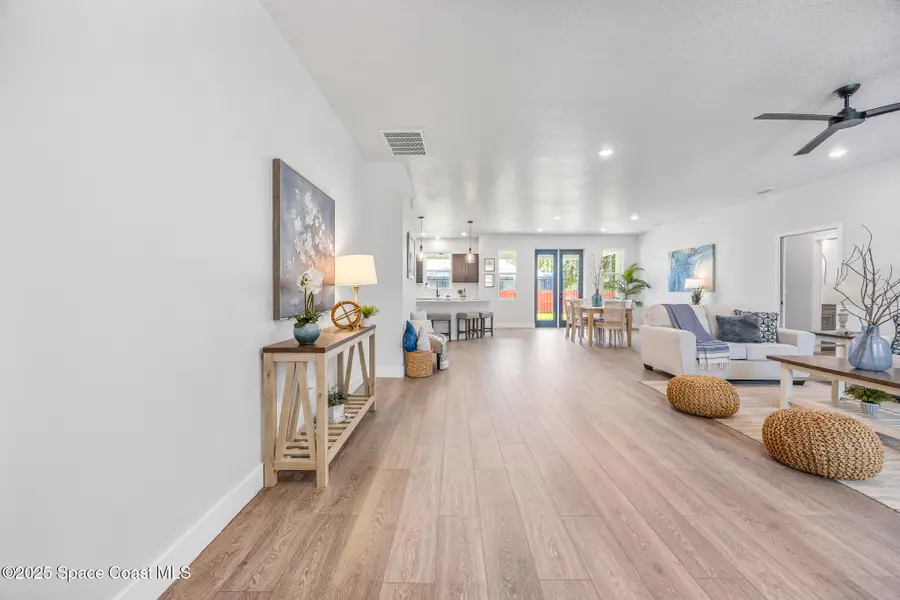 1254 Heitzman Avenue Sw, Palm Bay, FL 32908 - Image #3