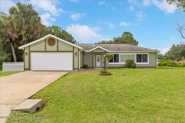 1384 Serenade Street Nw, Palm Bay, FL 32907