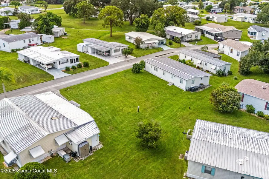 1183 Greenview Court Ne, Palm Bay, FL 32907 - Image #2