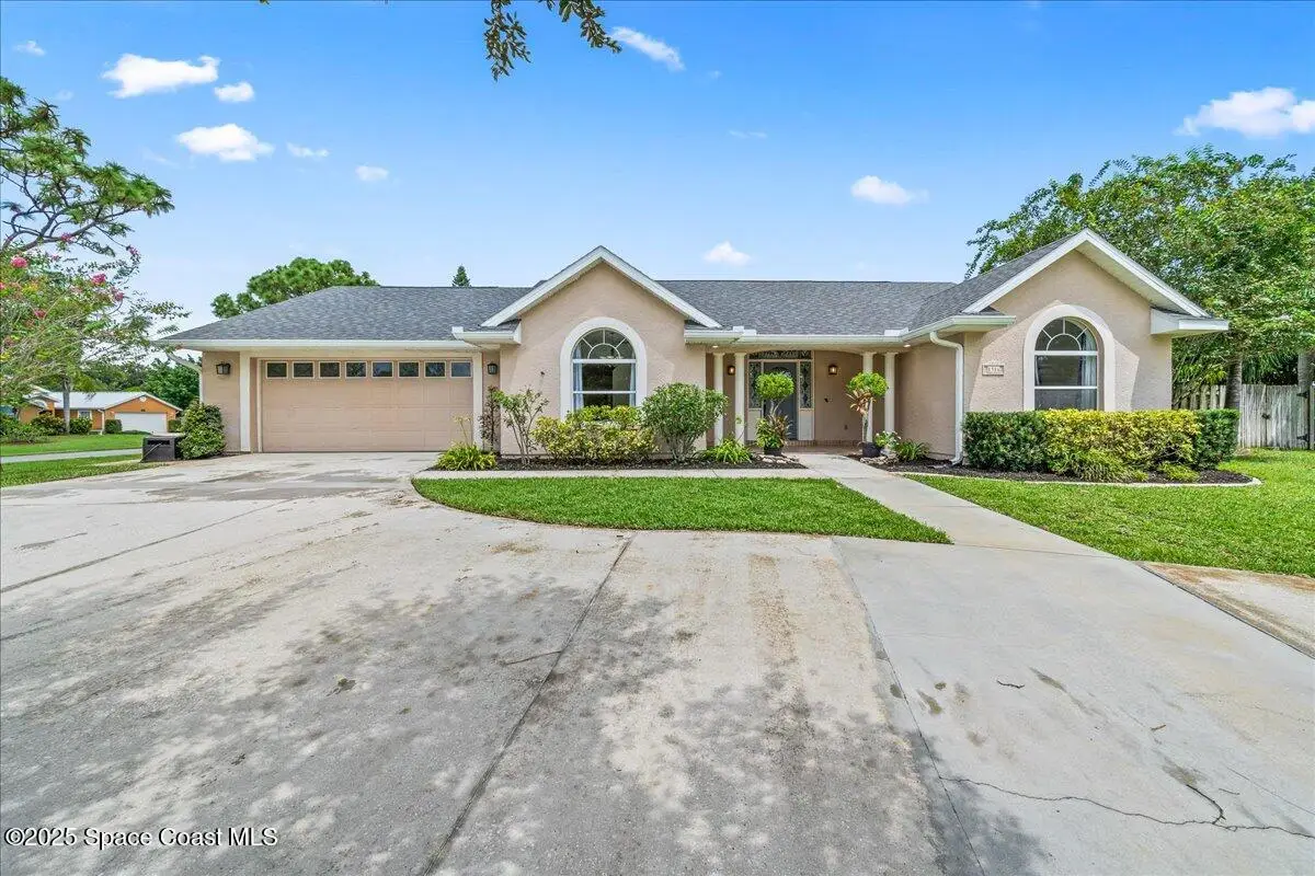 1316 Coventry Circle, Melbourne, FL 32904 - Image #1