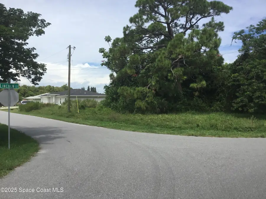 1198 Ver Circle Ne, Palm Bay, FL 32905 - Image #2