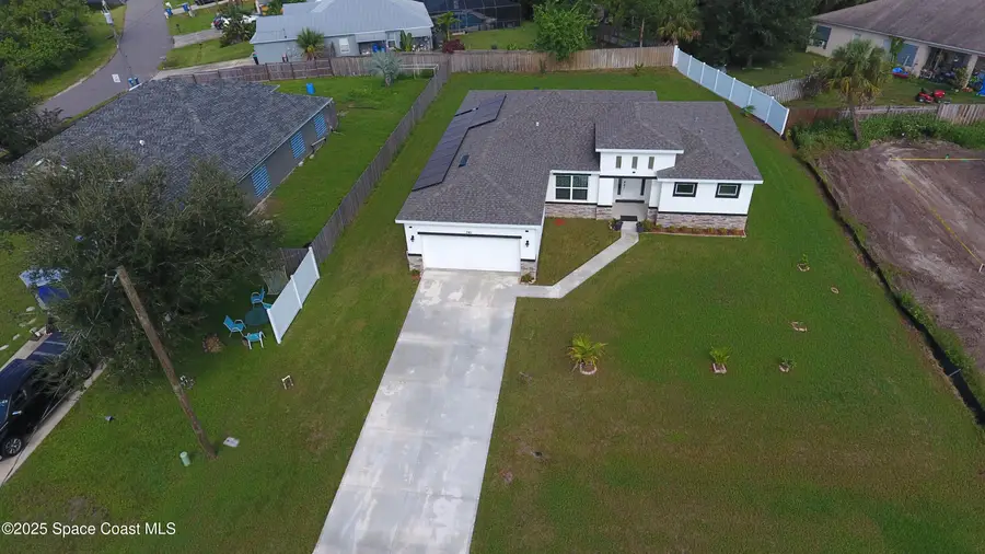 241 Saint Andre Boulevard Sw, Palm Bay, FL 32908 - Image #3