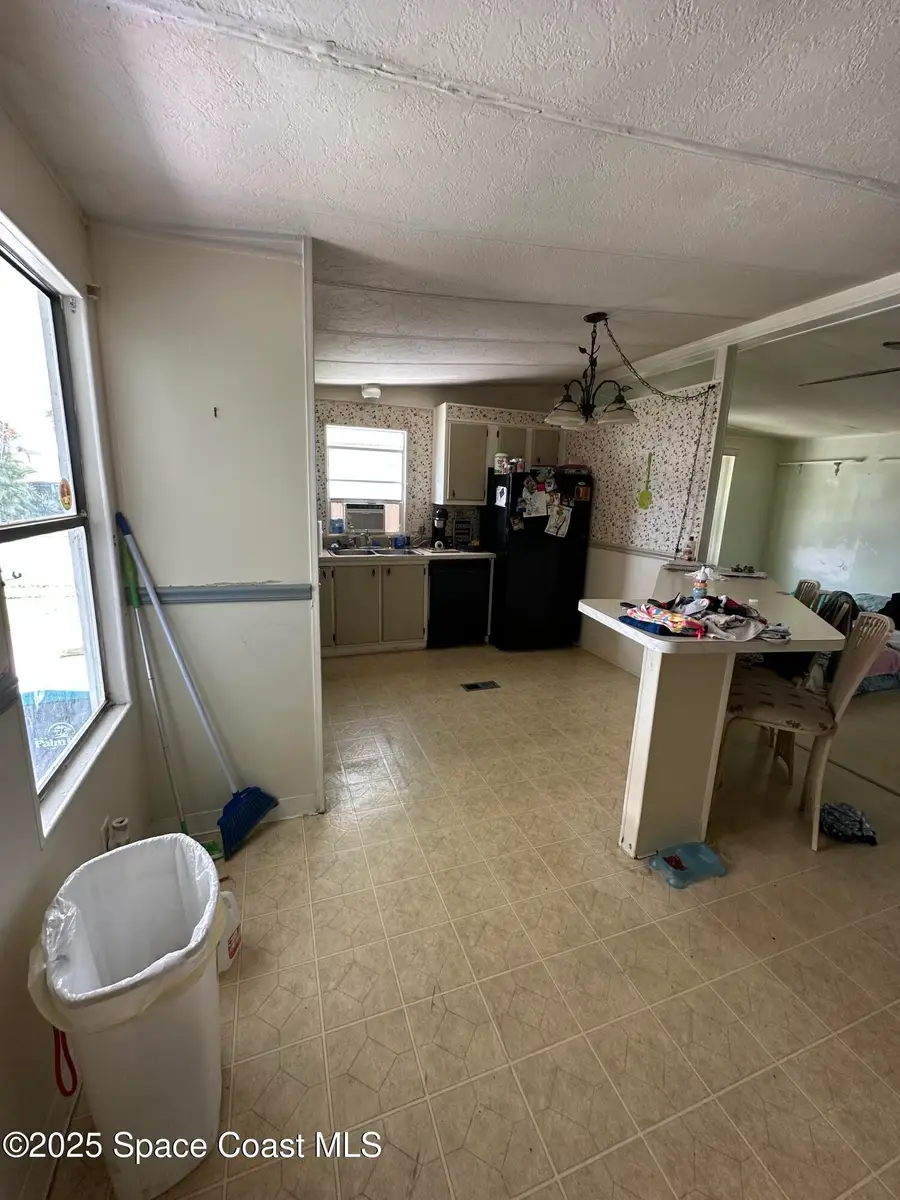 1919 Live Oak Street Ne, Palm Bay, FL 32905 - Image #2