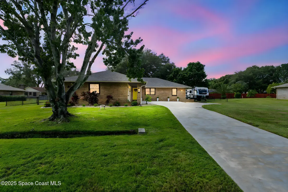 130 Nesbitt Street Ne, Palm Bay, FL 32907 - Image #1